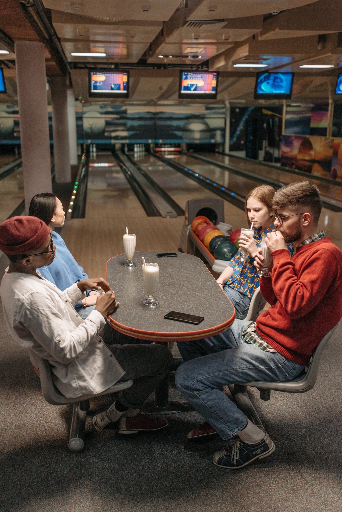 Let's go Bowling on Mondays in Berlin